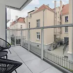 Gdansk Vespa Apartment By Noclegi Renters